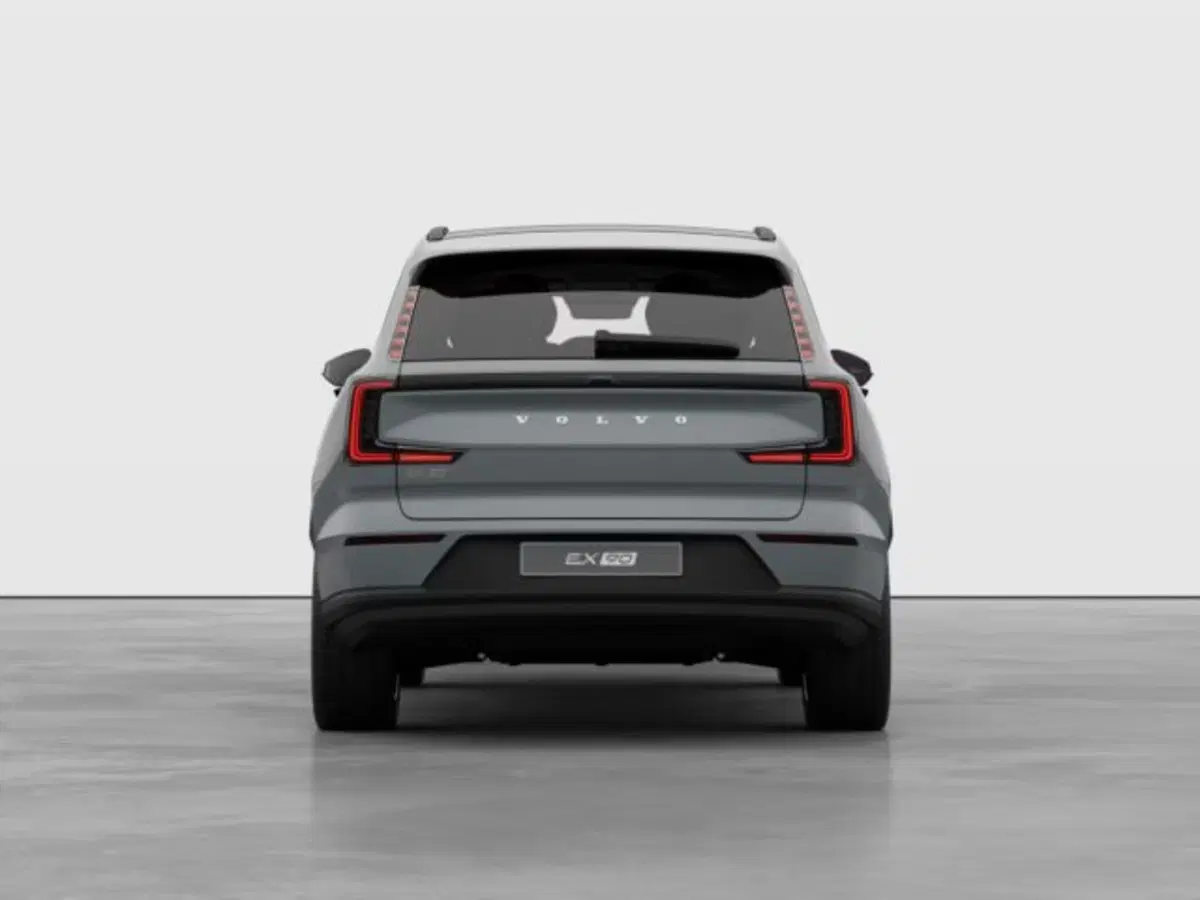 Volvo EX90 nuova a Modena (5)