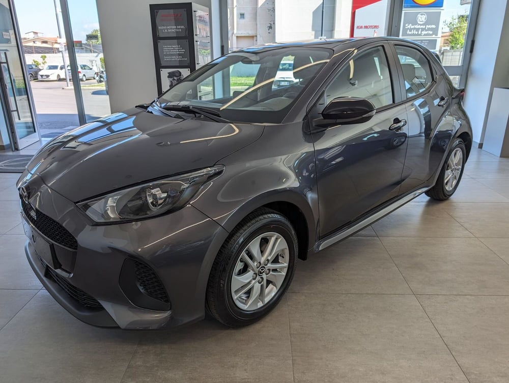 Mazda Mazda2 Hybrid nuova a Napoli (3)