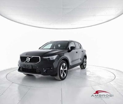 Volvo XC40 B3 automatico Core  nuova a Viterbo