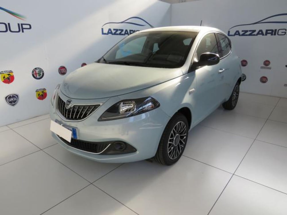 Lancia Ypsilon nuova a Lodi