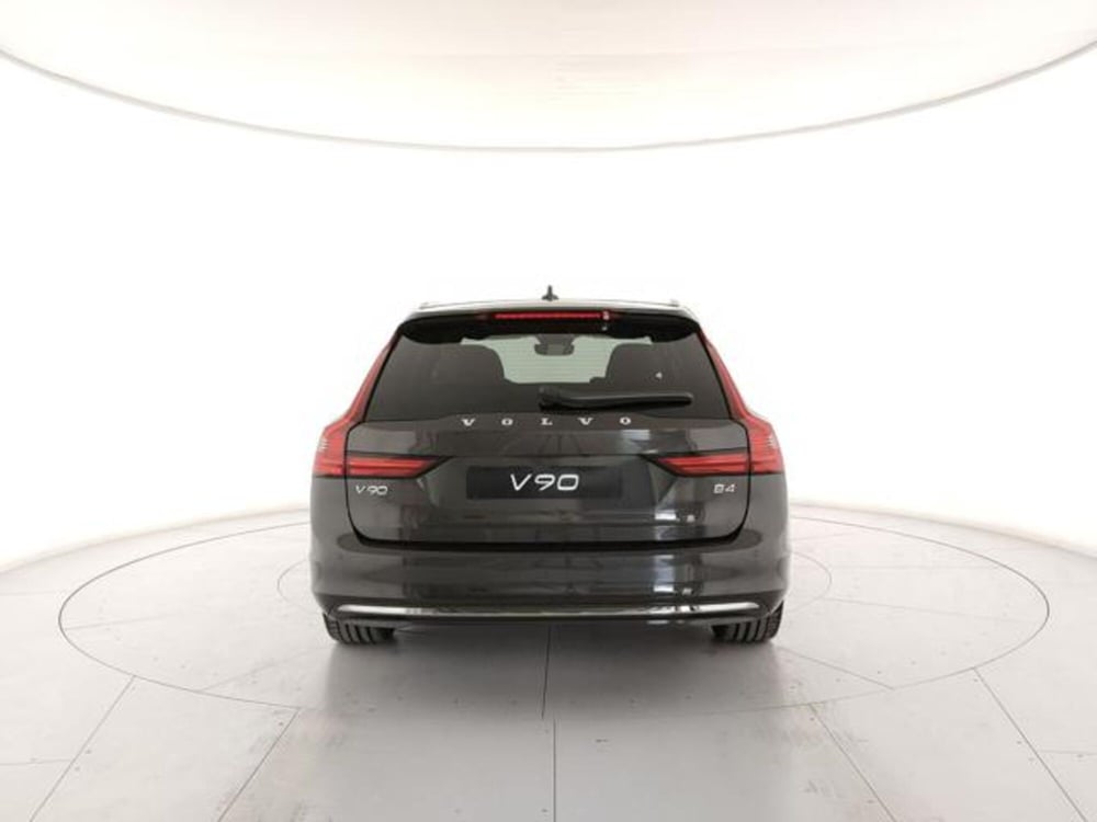 Volvo V90 nuova a Modena (4)