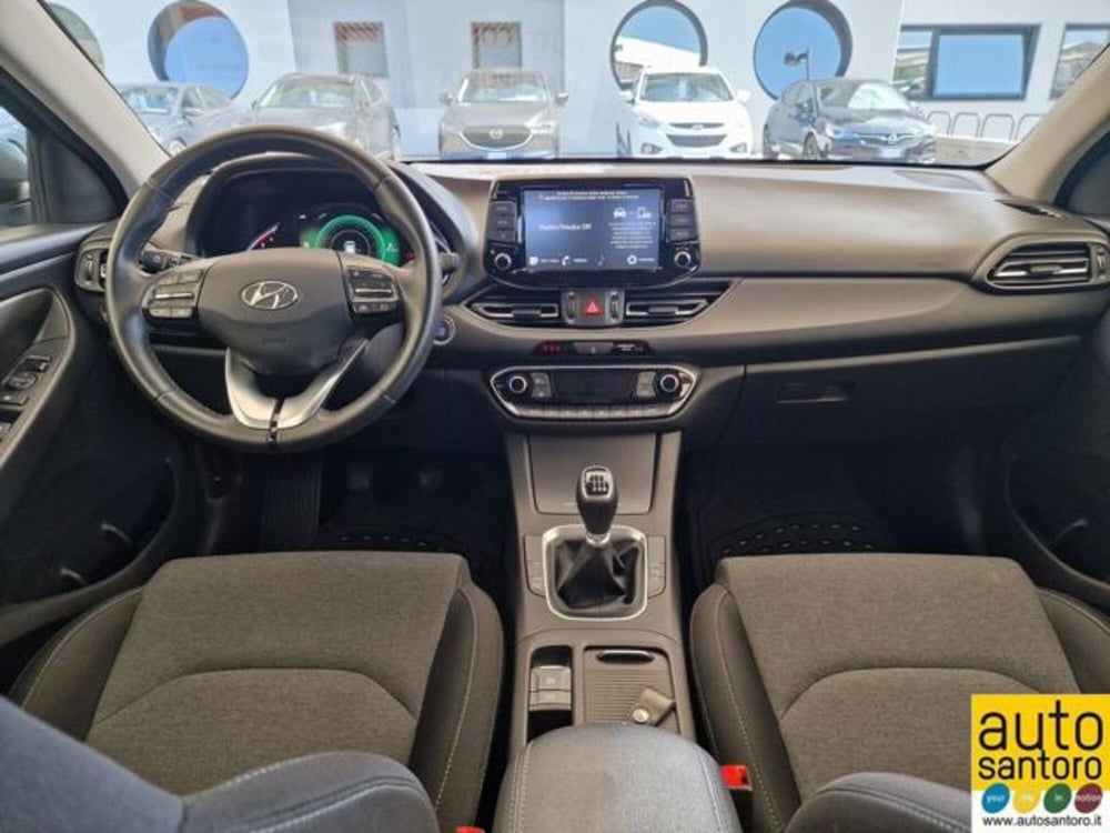 Hyundai i30 nuova a Salerno (19)