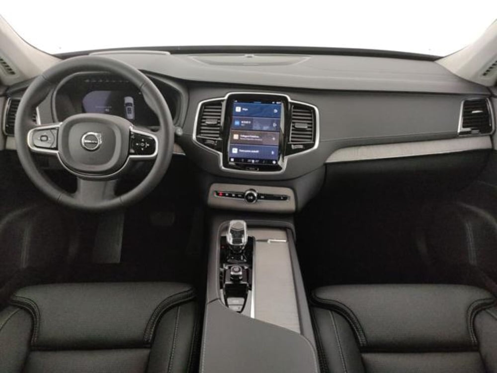 Volvo XC90 nuova a Modena (18)