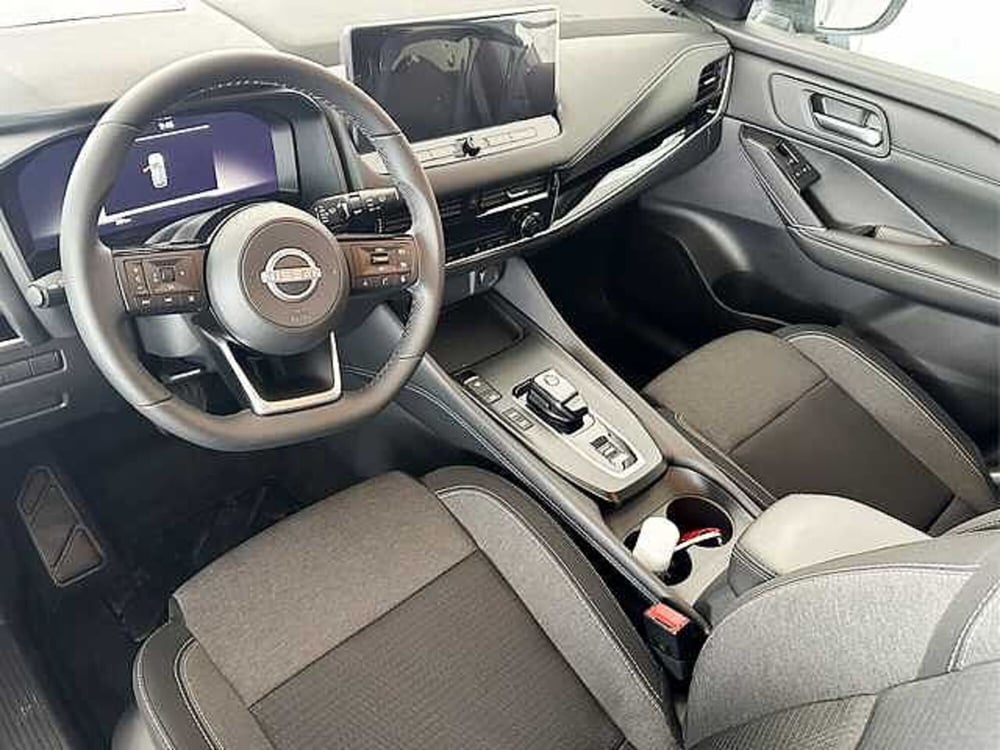 Nissan Qashqai nuova a Cosenza (8)