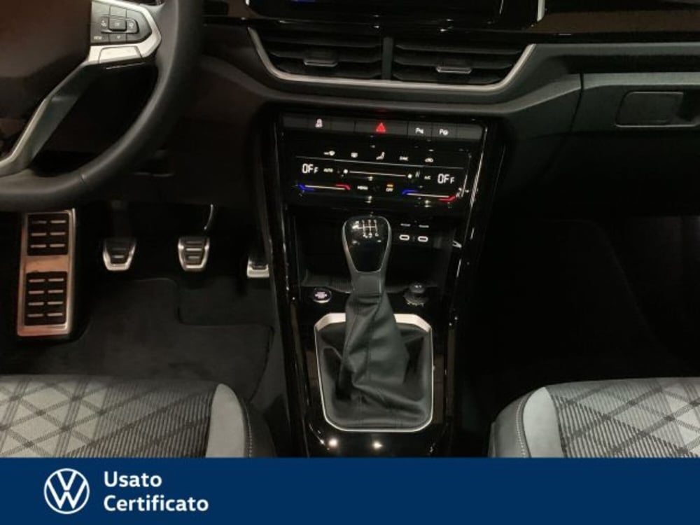 Volkswagen T-Roc nuova a Vicenza (9)
