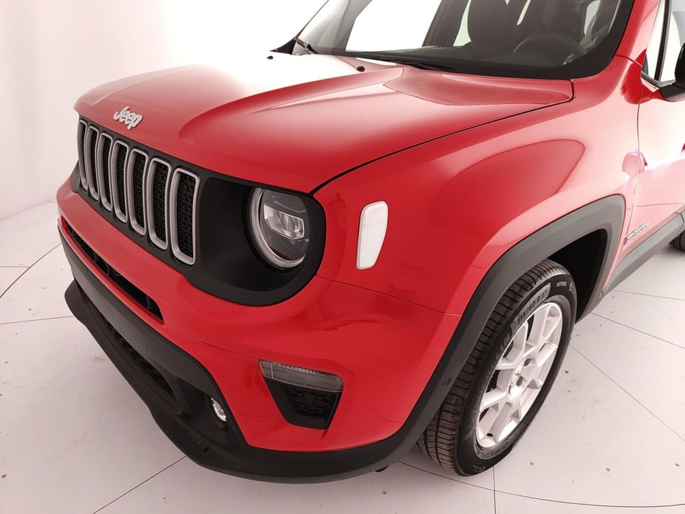 Jeep Renegade nuova a Caserta (11)