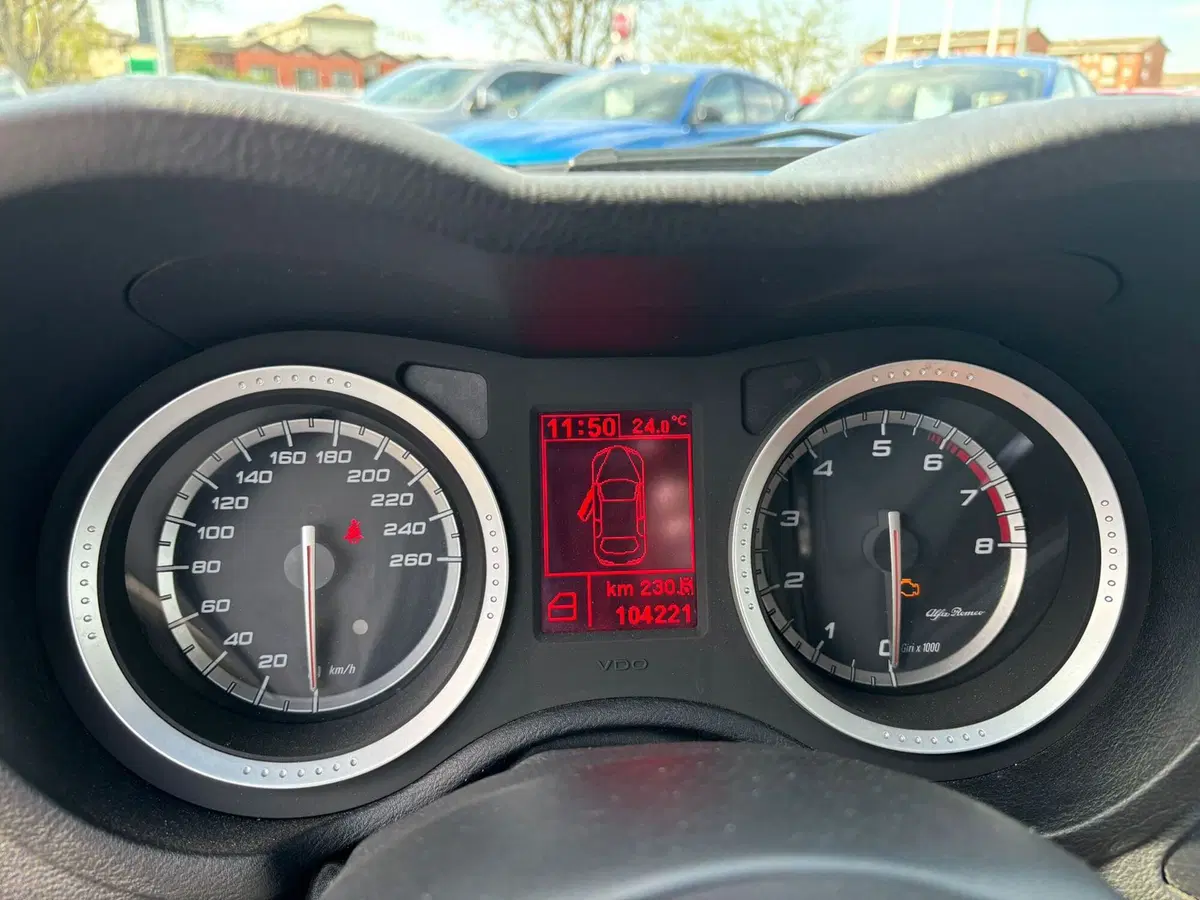 Alfa Romeo Brera usata a Alessandria (13)