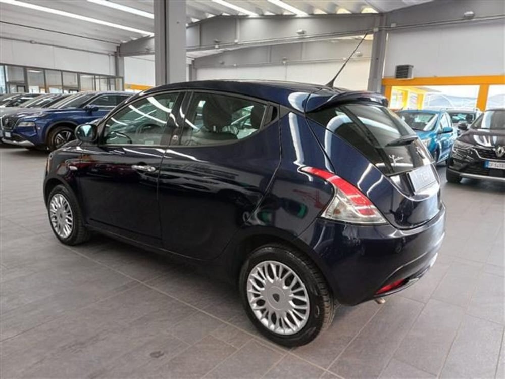 Lancia Ypsilon usata a Cremona (3)