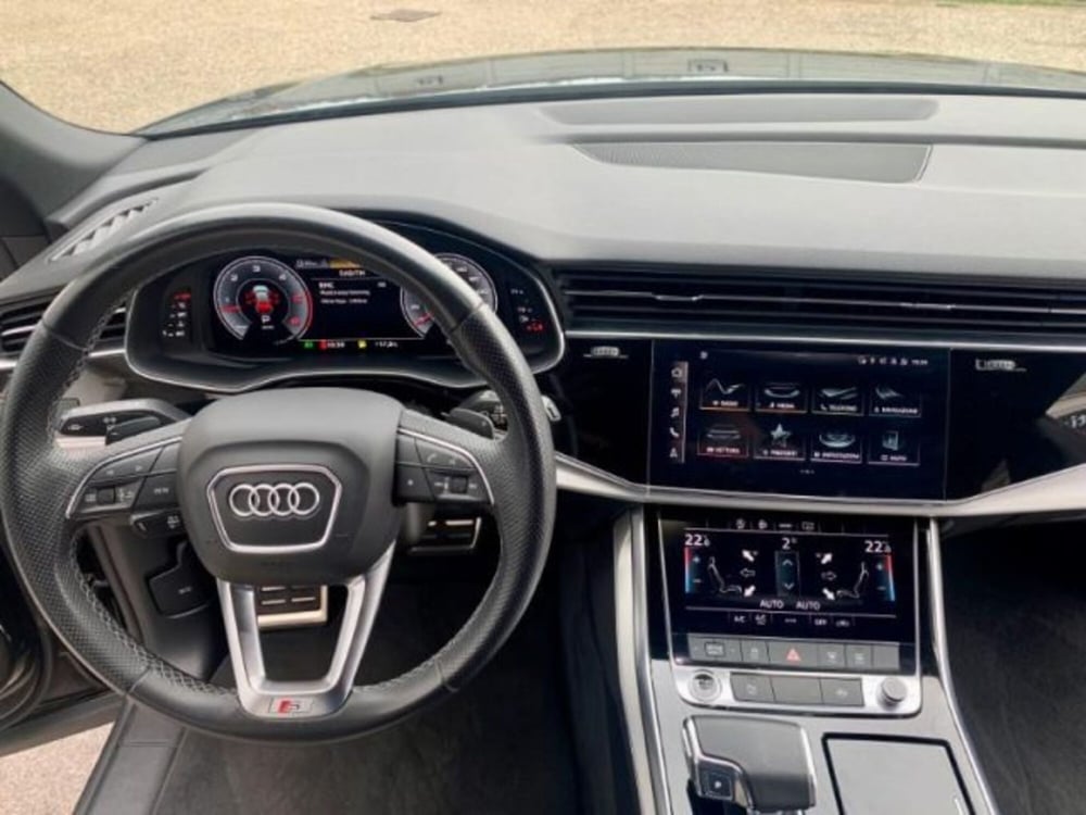 Audi Q8 usata a Firenze (14)