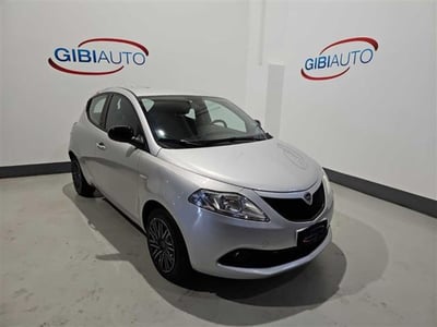 Lancia Ypsilon 1.0 FireFly 5 porte S&amp;S Hybrid Gold Plus del 2021 usata a Palermo