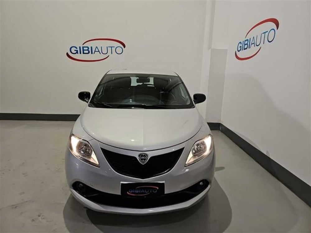 Lancia Ypsilon usata a Palermo (2)