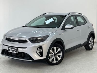 Kia Stonic 1.0 t-gdi mhev Urban 100cv mt del 2023 usata a Lurate Caccivio