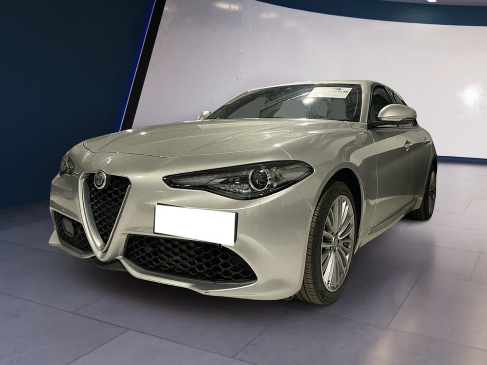 Alfa Romeo Giulia usata a Torino (2)