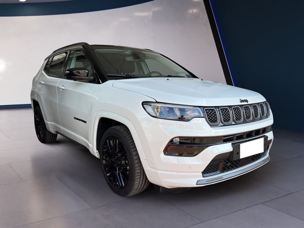 Jeep Compass nuova a Torino (2)