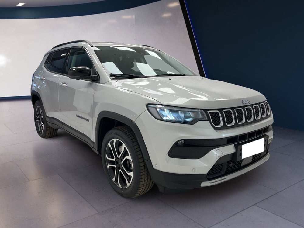 Jeep Compass nuova a Torino (2)