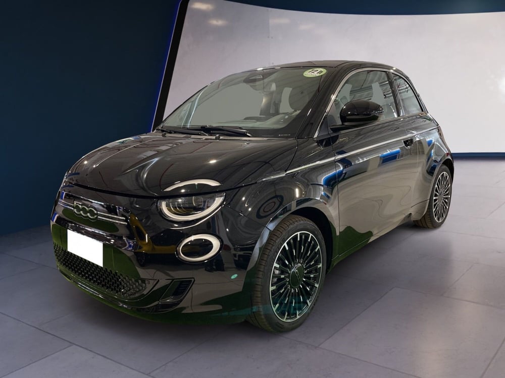 Fiat 500e nuova a Torino (3)