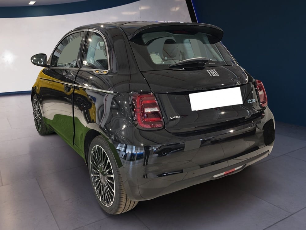 Fiat 500e nuova a Torino (4)