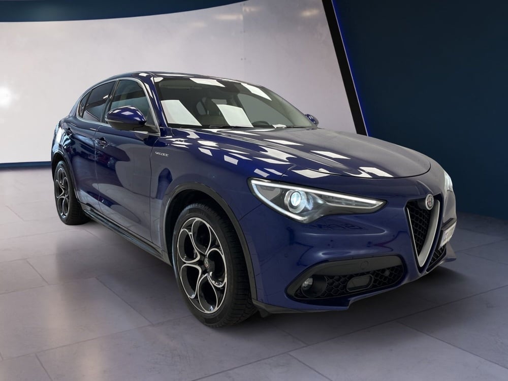 Alfa Romeo Stelvio usata a Torino (2)