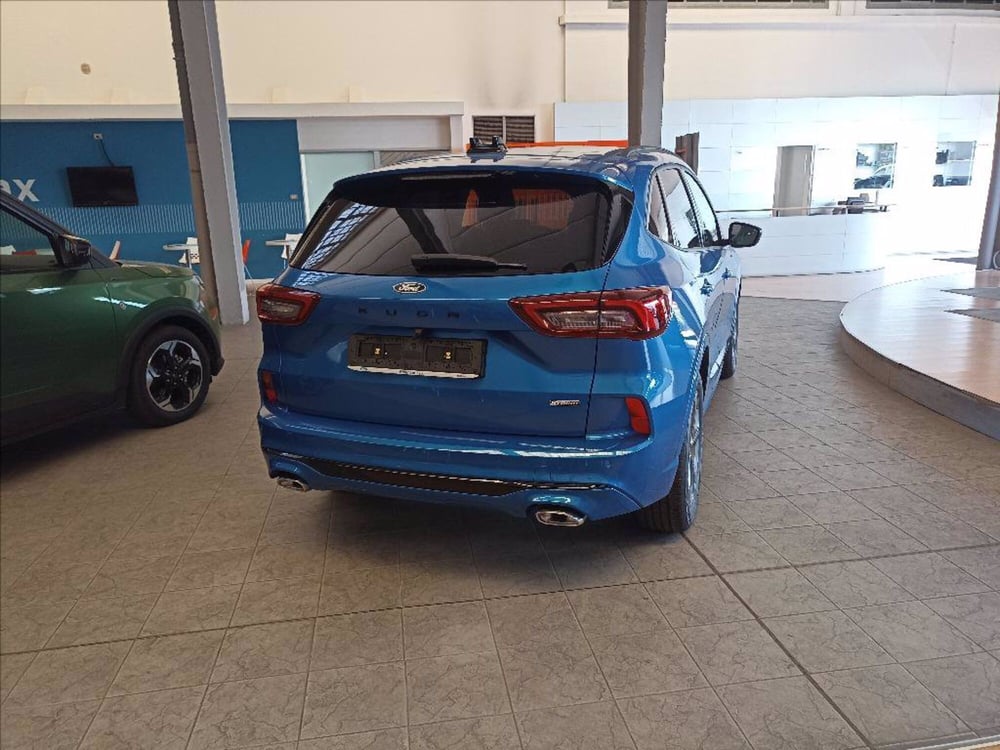 Ford Kuga nuova a Milano (8)