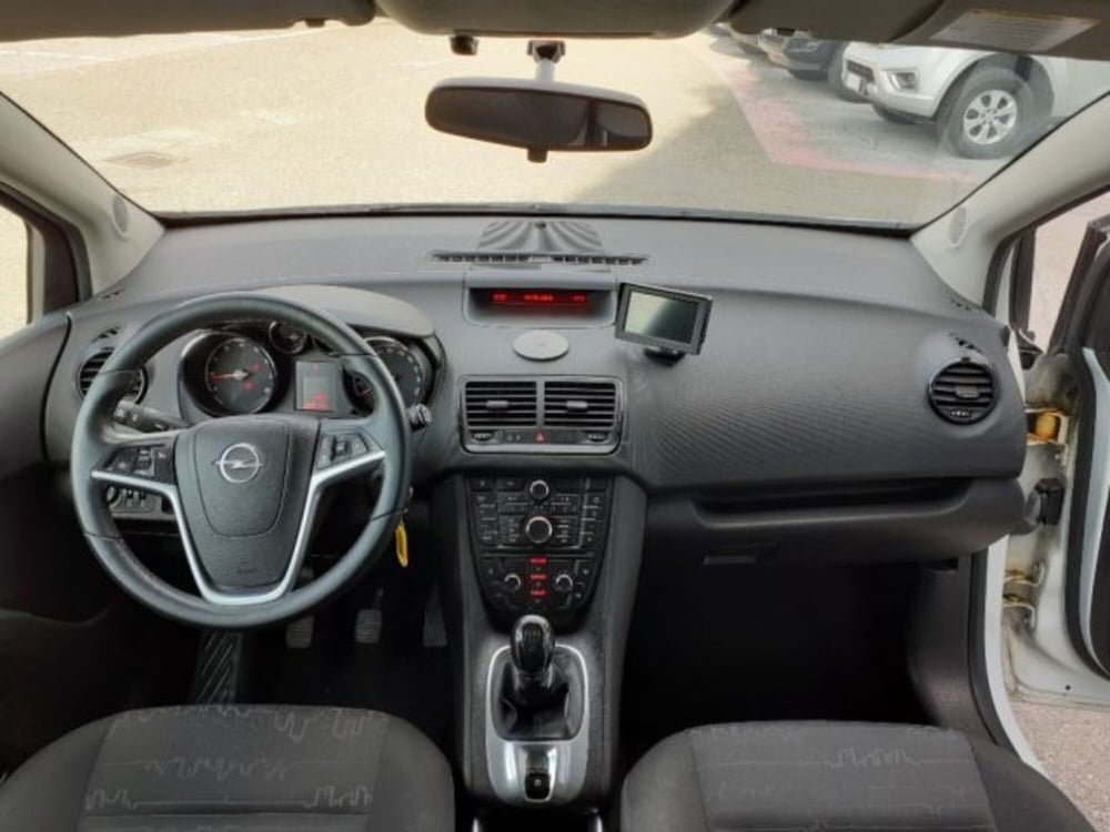 Opel Meriva usata a Modena (9)