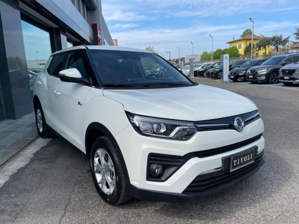 Ssangyong Tivoli nuova a Modena (3)