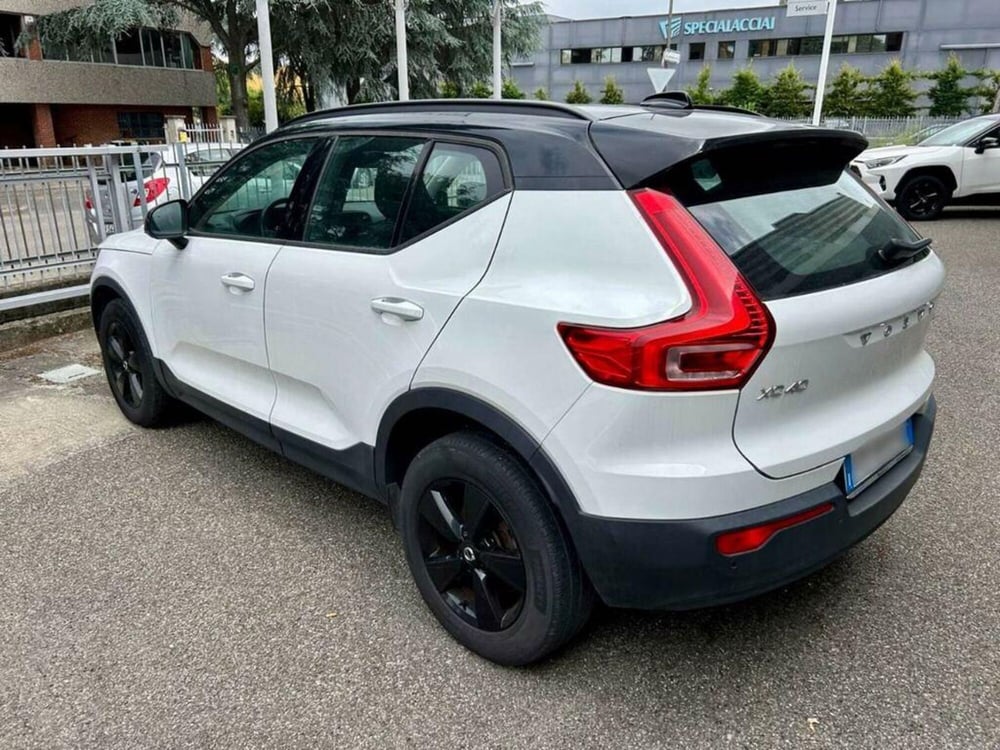 Volvo XC40 usata a Torino (4)