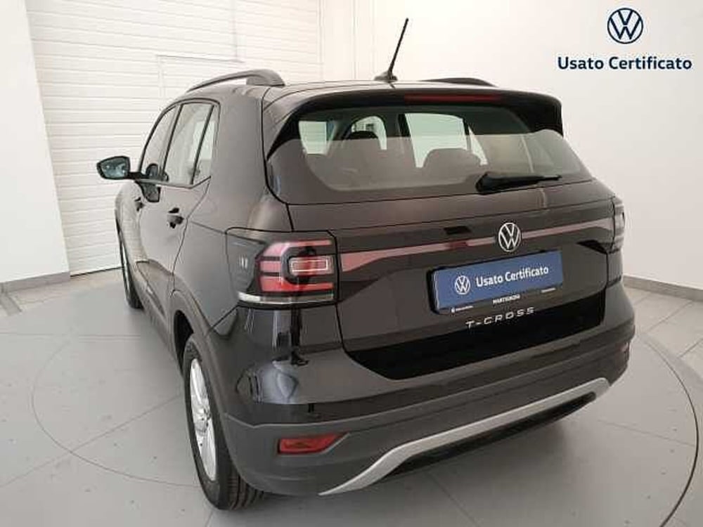 Volkswagen T-Cross usata a Varese (8)