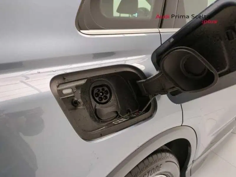 Audi Q4 usata a Avellino (11)
