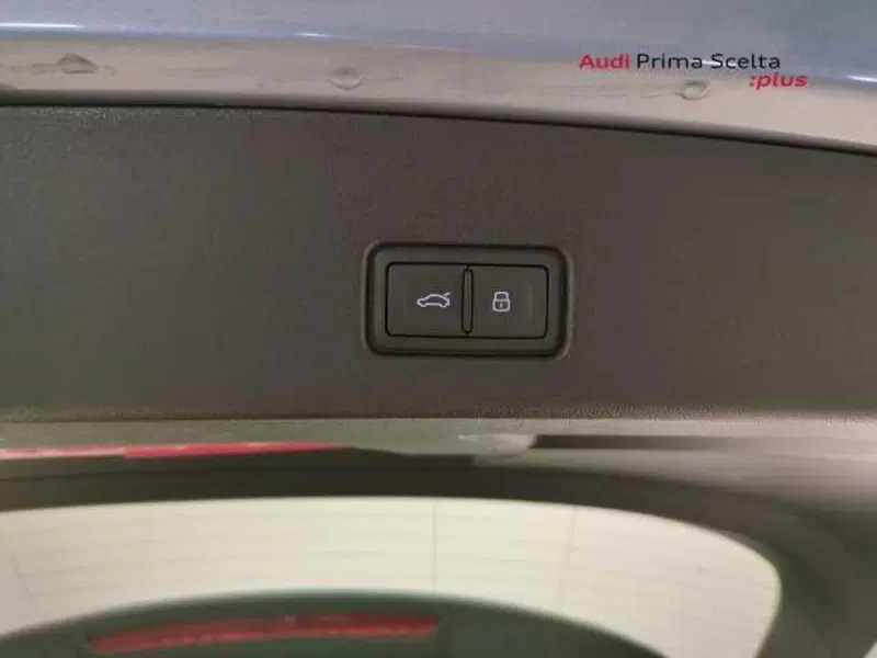 Audi Q4 usata a Avellino (13)