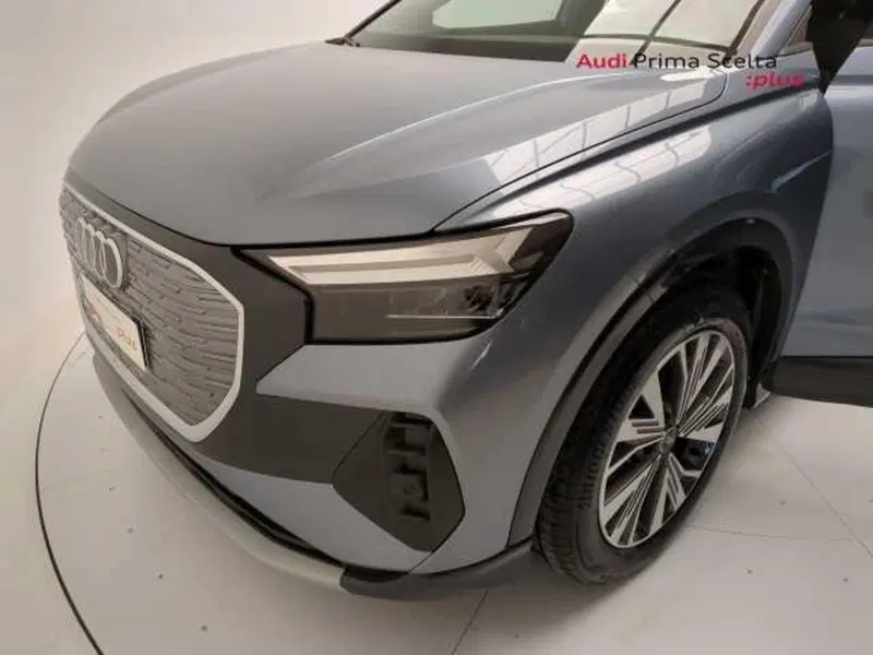 Audi Q4 usata a Avellino (9)