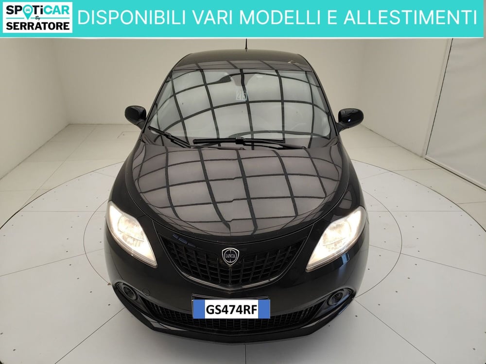 Lancia Ypsilon nuova a Como (2)