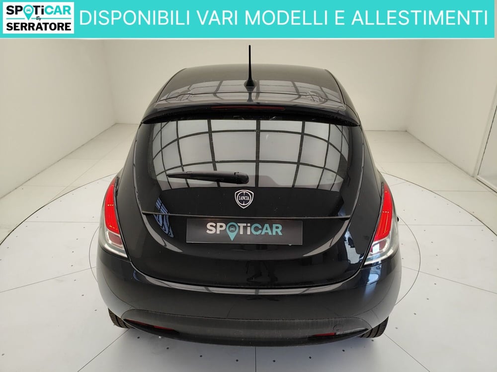 Lancia Ypsilon nuova a Como (7)