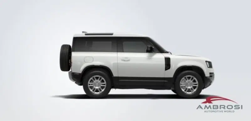 Land Rover Defender nuova a Perugia