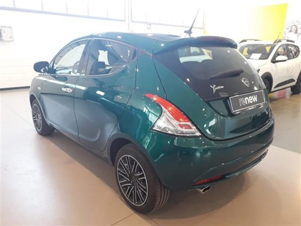 Lancia Ypsilon usata a Cremona (6)