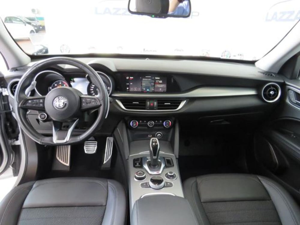 Alfa Romeo Stelvio usata a Lodi (12)