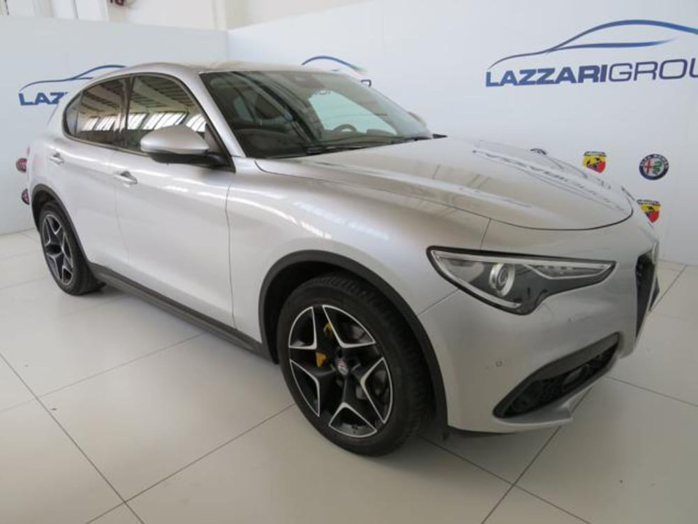 Alfa Romeo Stelvio usata a Lodi (5)