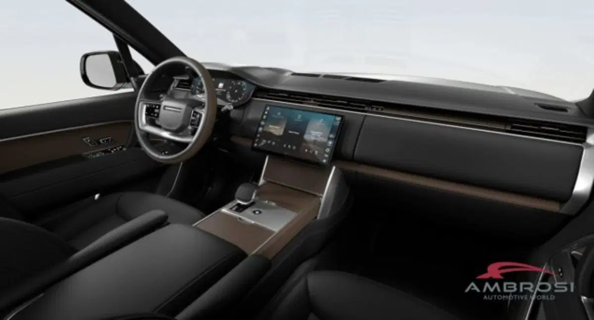 Land Rover Range Rover nuova a Perugia (4)