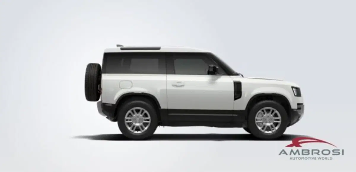 Land Rover Defender nuova a Perugia