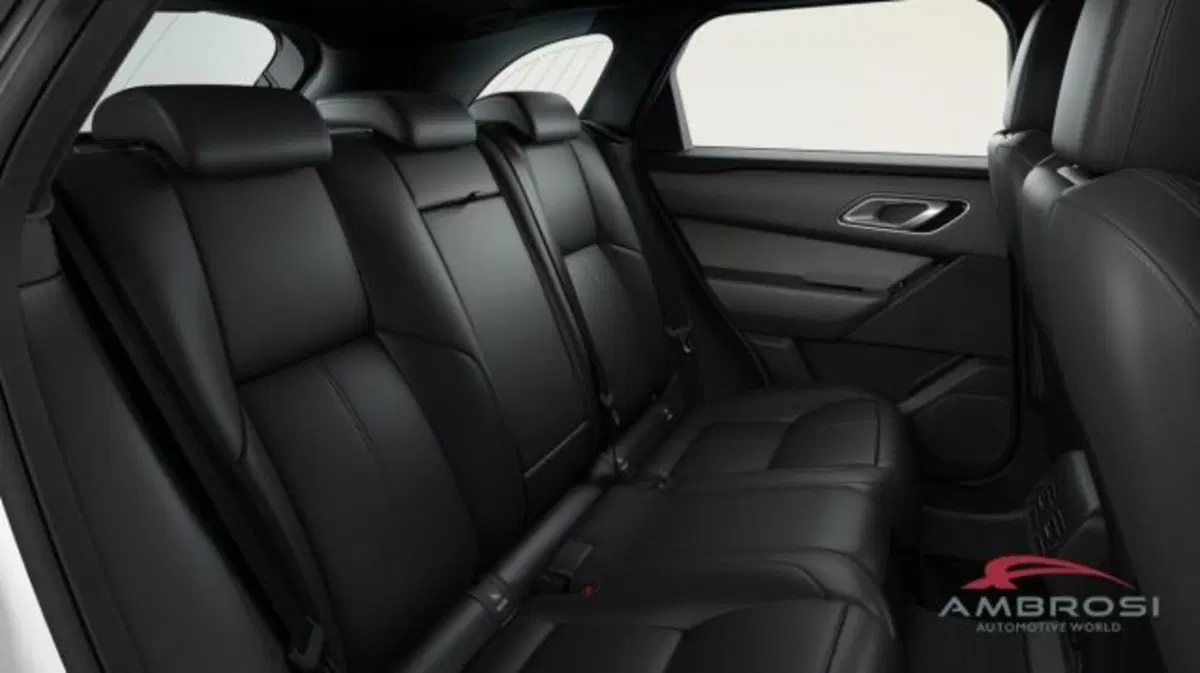 Land Rover Range Rover Velar nuova a Perugia (2)