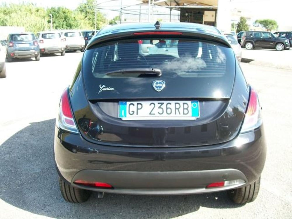 Lancia Ypsilon nuova a Frosinone (6)