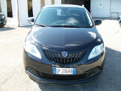 Lancia Ypsilon 1.0 FireFly 5 porte S&amp;S Hybrid Silver Plus nuova a San Giorgio a Liri