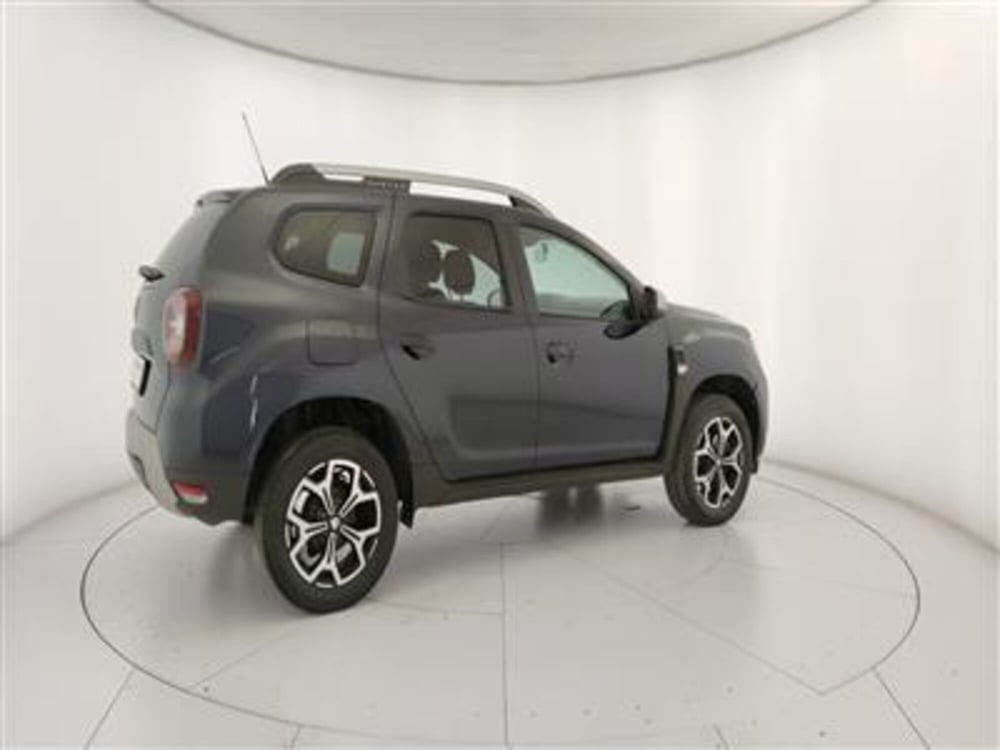 Dacia Duster usata a Bari (8)