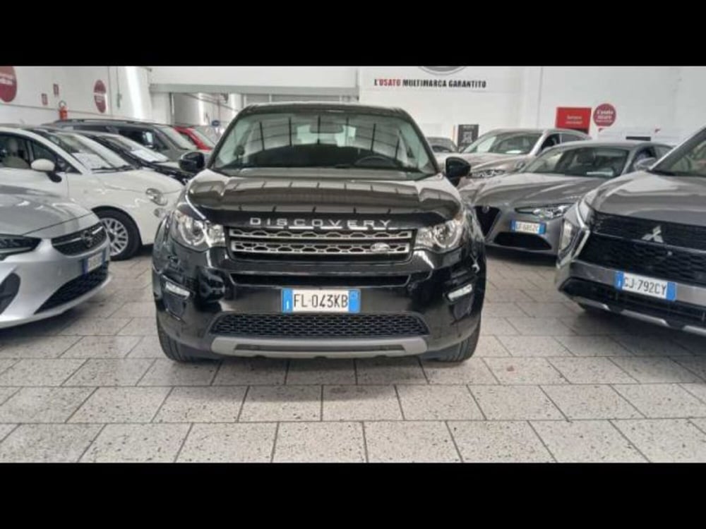 Land Rover Discovery Sport usata a Lecce