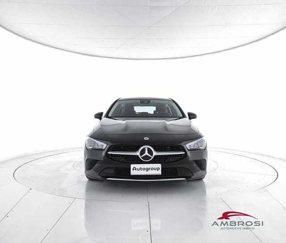 Mercedes-Benz CLA Shooting Brake usata a Perugia (5)