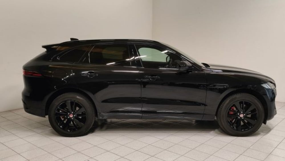 Jaguar F-Pace usata a Novara (6)