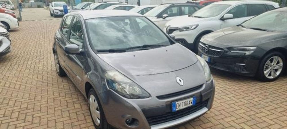 Renault Clio usata a Savona (4)