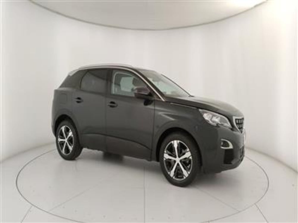 Peugeot 3008 usata a Bari (10)