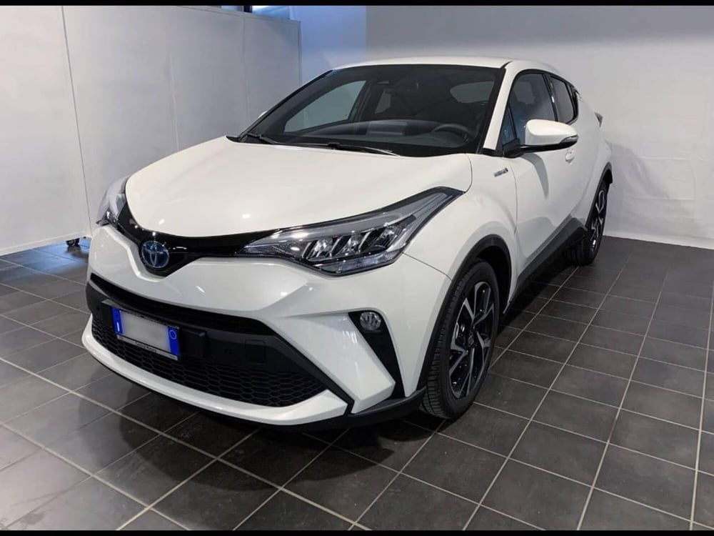 Toyota Toyota C-HR nuova a Torino