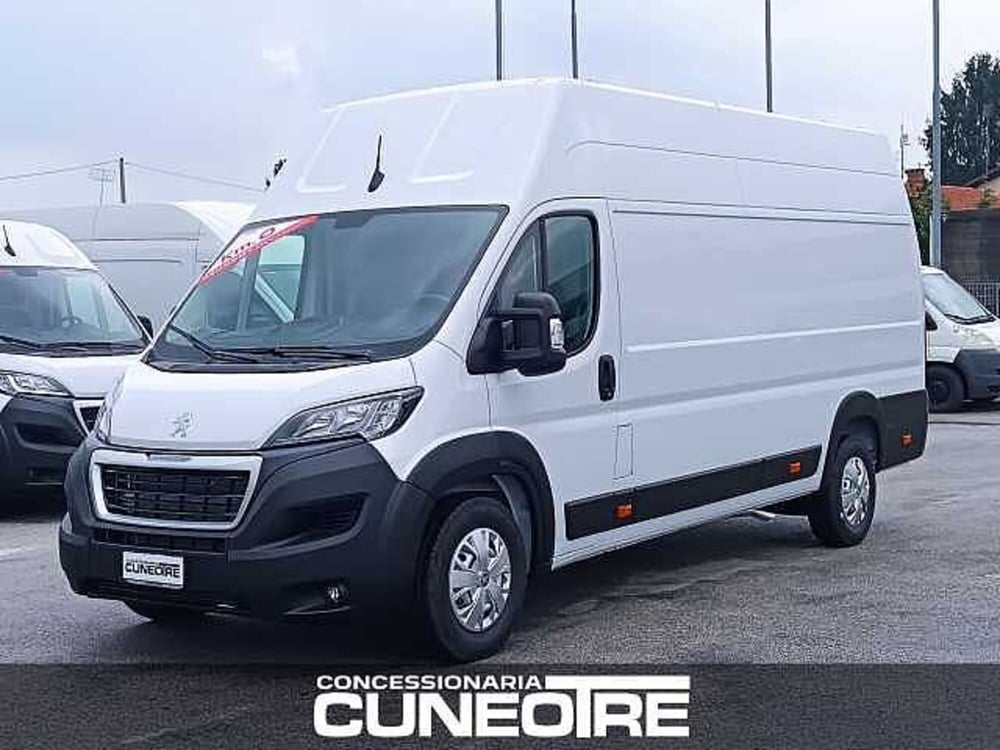 Peugeot Boxer nuova a Cuneo