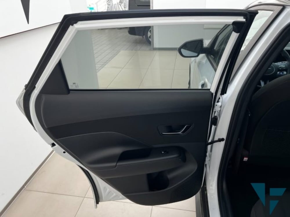 Hyundai Kona nuova a Udine (18)